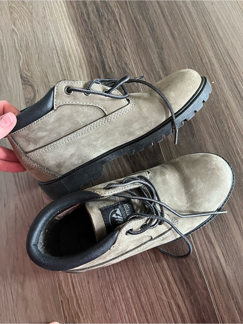 Women’s Colorado waterproof hiking or work boots size men 5.5 or women’s 7.5